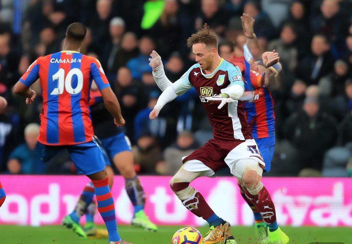 伯恩利保级压力下迎战水晶宫，客场作战与关键球员发挥定胜负